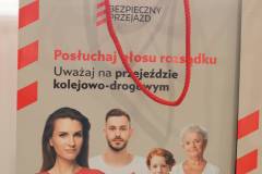 bezpieczny przejazd, bezpieczeństwo, kampania społeczna, kierowca, OSK, ośrodek szkolenia kierowców, warsztat, WORD, edukacja dorosłych, torba