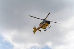 bezpieczny przejazd, kampania społeczna, przejazd kolejowo-drogowy, ratownictwo medyczne, śmigłowiec, wydarzenie plenerowe, symulacja zderzenia, lotnicze pogotowie ratunkowe, LPR, helikopter