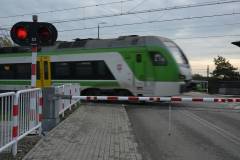 bezpieczny przejazd, przejazd kolejowo-drogowy, rogatka