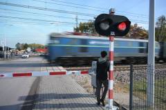 przejazd kolejowo-drogowy, sygnalizacja, rogatka