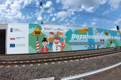 bezpieczny przejazd, stacja, Warszawa Zachodnia, Budimex, mural