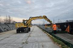 LK25, koparka, prace budowlane, Sandomierz, LK78, LK74, nowy tor, nowy obiekt inżynieryjny, nowe podkłady