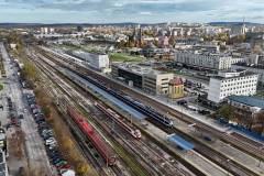 peron, stacja, tor, widok z lotu ptaka, pociąg osobowy, Kielce Główne