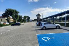 Kościan, stacja, parking, samochód, nowa infrastruktura, nowe oznakowanie